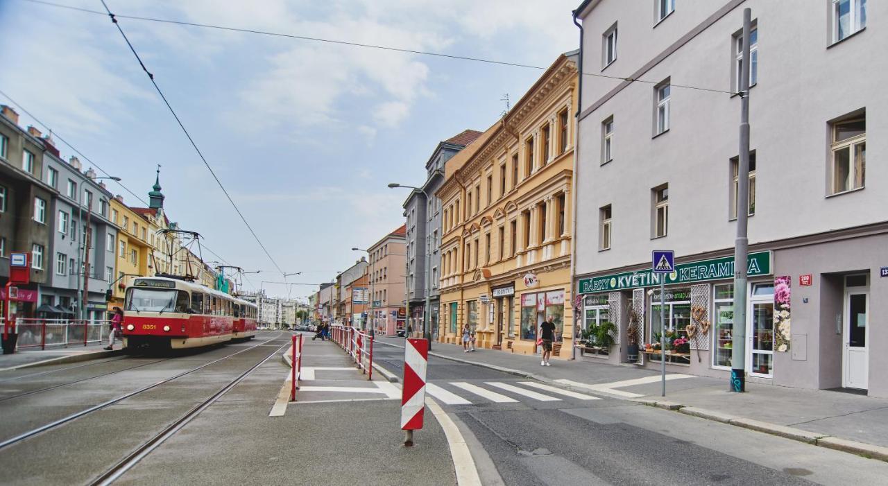 Nice Home To Stay At Prague Close To Castle With Terrace And Garden Екстериор снимка