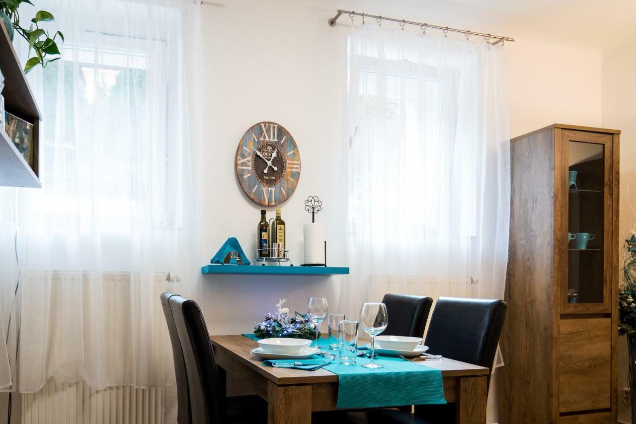 Nice Home To Stay At Prague Close To Castle With Terrace And Garden Екстериор снимка